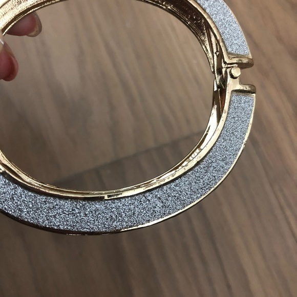 NWOT silver sparkly glitter bangle cuff gold cute chic classy statement - Picture 6 of 7